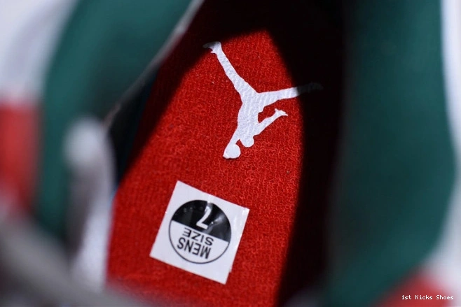 1st Kicks Shoes pizzeria